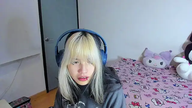 Akane-Mou online show from 03-20-25, 08:31