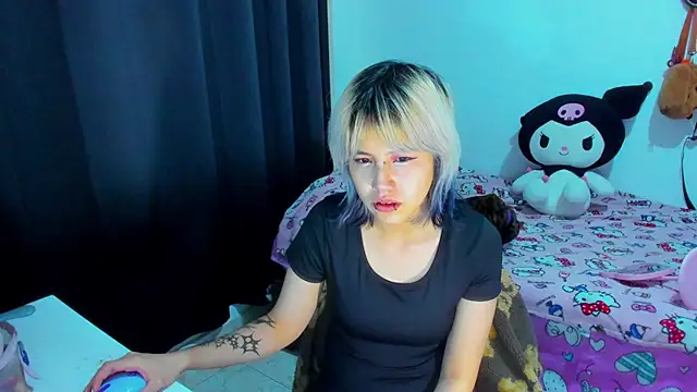 Snapshot of Akane-Mou chatting on 07-25-26, 02:30 Akane-Mou online show from 07-25-26, 02:30