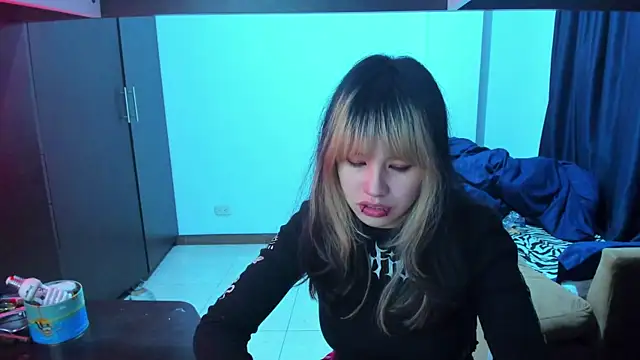 Akane-Mou online show from 01-06-25, 04:47