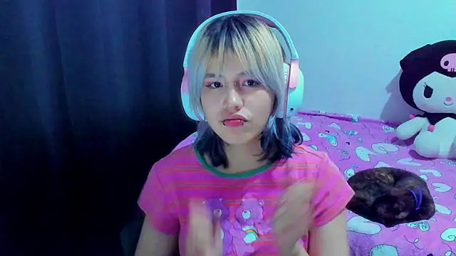 Snapshot of Akane-Mou chatting on 07-31-26, 06:24 Akane-Mou online show from 07-31-26, 06:24