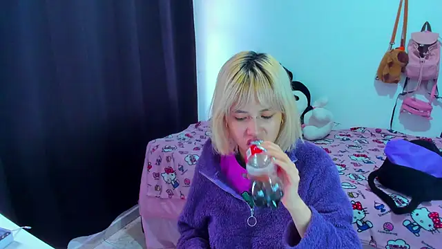 Akane-Mou online show from 04-22-26, 08:26