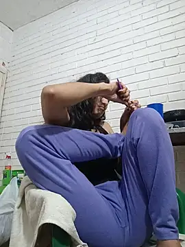 valeriaswang Lucas online show from 01-12-26, 10:36