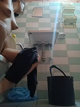 Snapshot of valeriaswang_Lucas chatting on 02-07-26, 02:36 valeriaswang Lucas online show from 02-07-26, 02:36