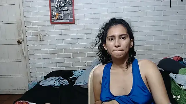 valeriaswang Lucas online show from 07-11-26, 01:28