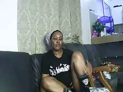 Snapshot of stargirl199 chatting on 06-25-26, 05:12 stargirl199 online show from 06-25-26, 05:12