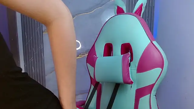 Snapshot of sofia_henaok chatting on 02-20-25, 12:30 sofia henaok online show from 02-20-25, 12:30