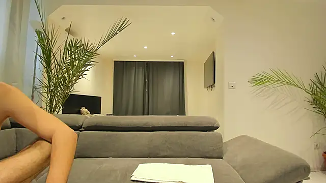 Snapshot of MissPanthera chatting on 01-02-25, 01:30 MissPanthera online show from 01-02-25, 01:30