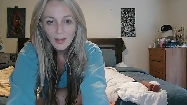 Heyitsmee33 online show from 07-07-26, 10:35