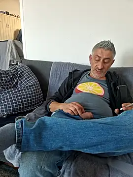 cuci45 online show from 11-09-25, 01:59