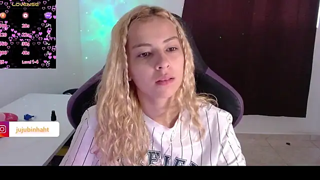 jujubinhahot online show from 03-15-25, 08:21