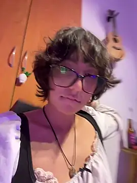 Snapshot of aurora_xoxo chatting on 01-14-26, 04:27 aurora xoxo online show from 01-14-26, 04:27