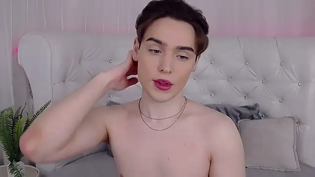 Snapshot of RobbyCharming chatting on 04-04-26, 04:30 RobbyCharming online show from 04-04-26, 04:30