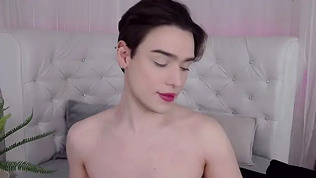 RobbyCharming online show from 05-01-26, 04:39