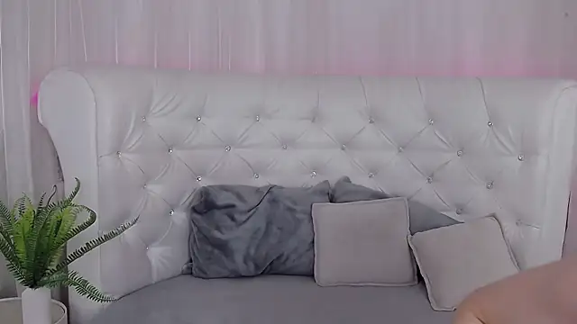 Snapshot of RobbyCharming chatting on 03-22-26, 04:27 RobbyCharming online show from 03-22-26, 04:27