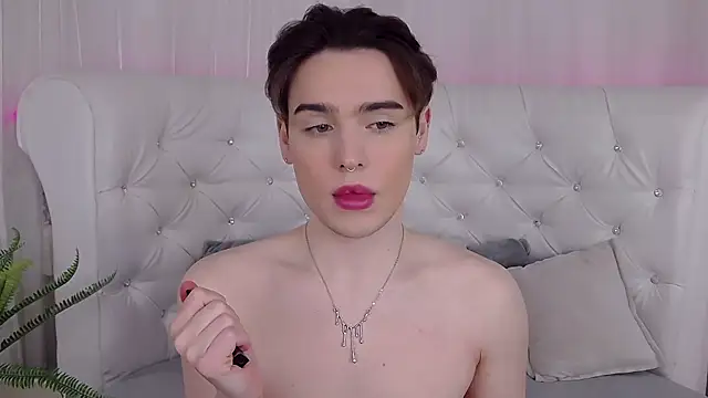 Snapshot of RobbyCharming chatting on 04-05-26, 04:19 RobbyCharming online show from 04-05-26, 04:19