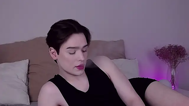 RobbyCharming online show from 06-12-26, 07:39