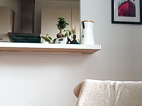 Malcomvs97 online show from 04-12-26, 12:41