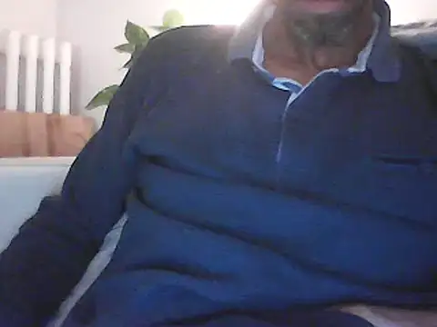 Snapshot of Malcomvs97 chatting on 01-08-25, 01:00 Malcomvs97 online show from 01-08-25, 01:00