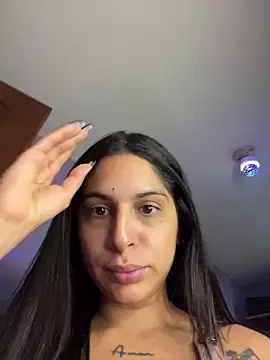 Snapshot of charlotte_stevenss_ chatting on 06-02-26, 02:11 charlotte stevenss online show from 06-02-26, 02:11