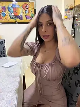 charlotte stevenss  online show from 11-07-25, 02:54