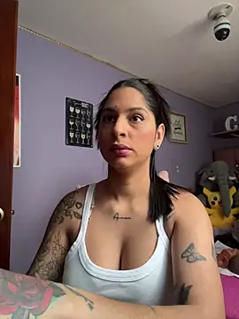 charlotte stevenss  online show from 11-26-25, 03:34