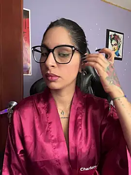 Snapshot of charlotte_stevenss_ chatting on 05-12-26, 02:45 charlotte stevenss online show from 05-12-26, 02:45