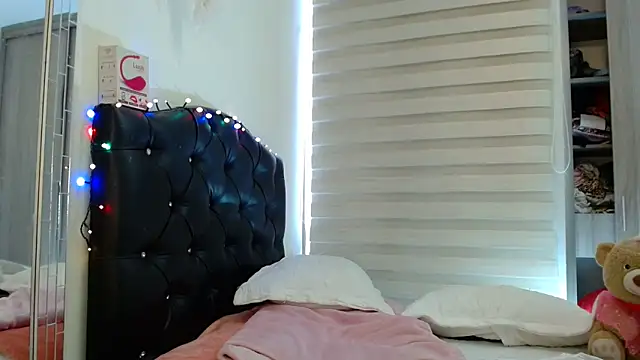 gooddes303salome online show from 11-26-25, 07:47