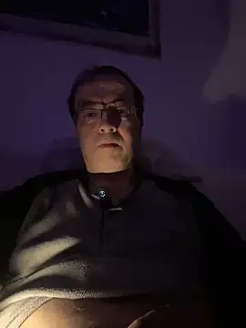 Snapshot of Maxi7hot chatting on 02-04-26, 11:22 Maxi7hot online show from 02-04-26, 11:22