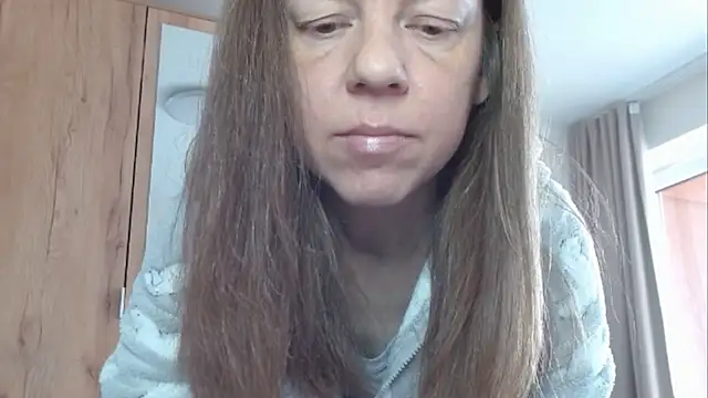 Snapshot of Popppka chatting on 02-13-25, 11:06 Popppka online show from 02-13-25, 11:06