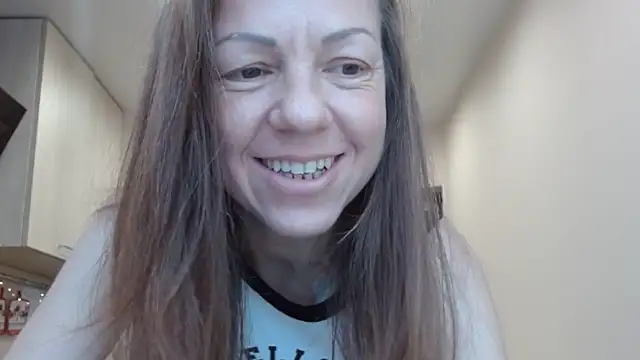 Snapshot of Popppka chatting on 12-24-24, 11:28 Popppka online show from 12-24-24, 11:28
