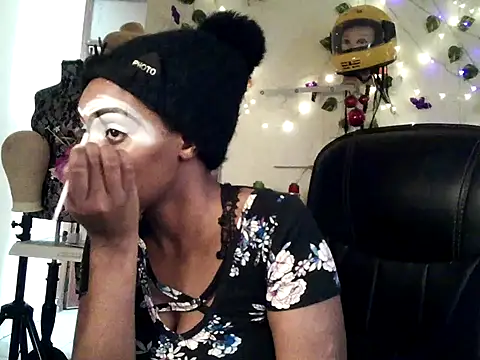 Anaconda2350 online show from 04-13-26, 02:32