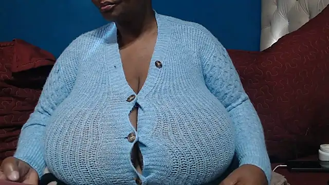 CUTEFIRMMELONSS online show from 05-25-26, 07:07