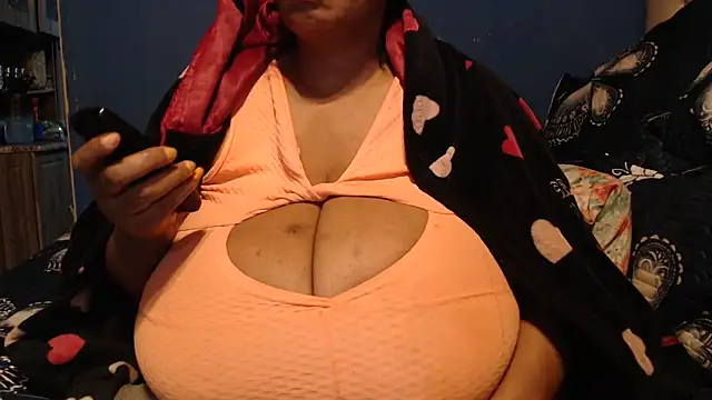 CUTEFIRMMELONSS online show from 09-20-25, 10:04