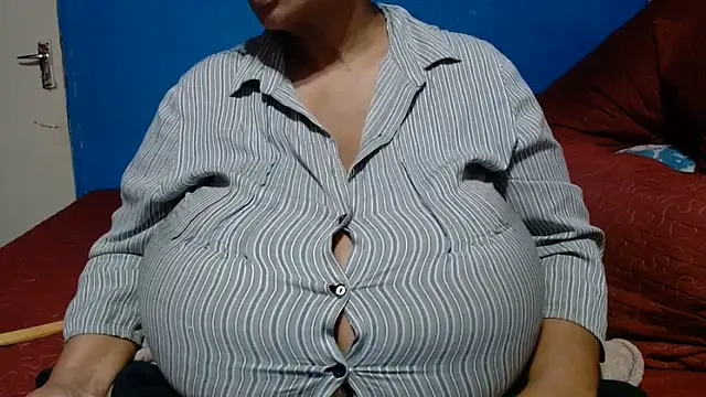 CUTEFIRMMELONSS online show from 06-07-26, 06:46