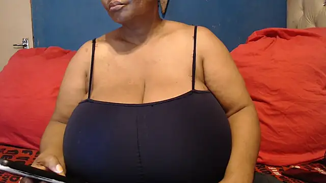 CUTEFIRMMELONSS online show from 10-28-25, 10:58