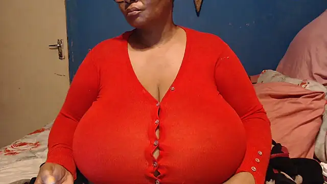 CUTEFIRMMELONSS online show from 10-01-25, 08:57