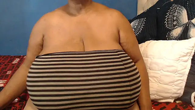 CUTEFIRMMELONSS online show from 03-21-26, 09:25