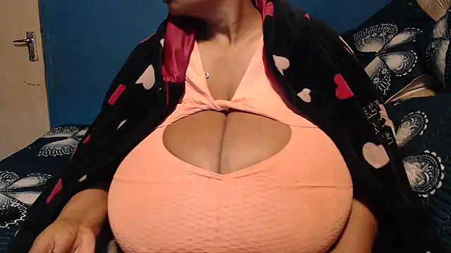 CUTEFIRMMELONSS online show from 09-18-25, 09:18