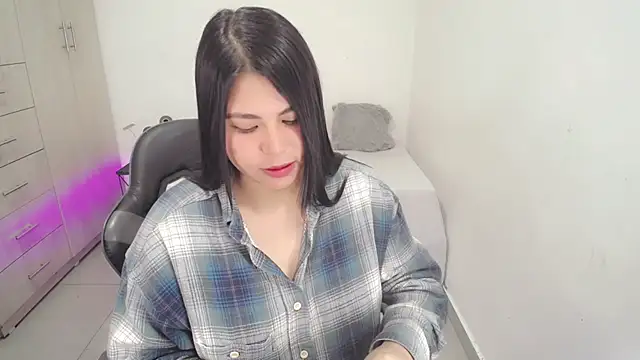 Youlittlepervertt  online show from 01-11-26, 05:14