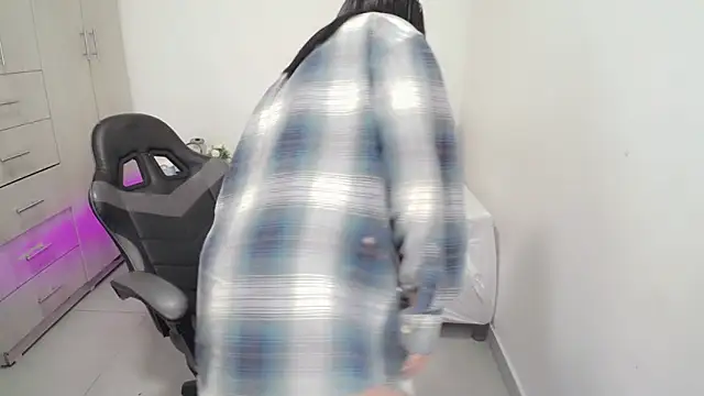 Youlittlepervertt  online show from 01-15-26, 12:25