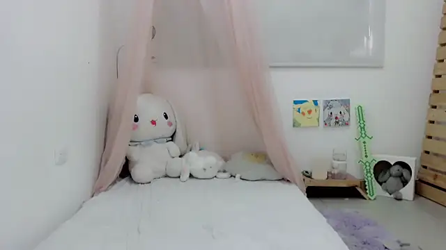 Youlittlepervertt  online show from 11-25-25, 07:36