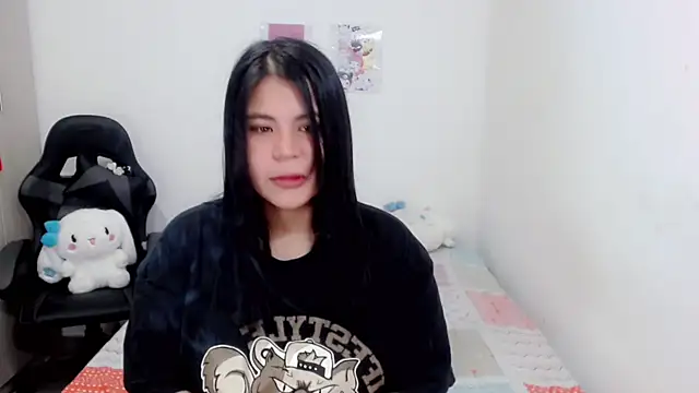 Snapshot of Youlittlepervertt_ chatting on 02-24-25, 09:32 Youlittlepervertt online show from 02-24-25, 09:32