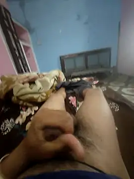 Snapshot of Deshilund9 chatting on 03-23-25, 07:09 Deshilund9 online show from 03-23-25, 07:09