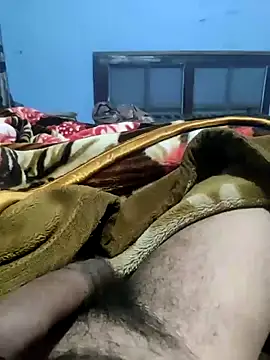 Snapshot of Deshilund9 chatting on 01-08-25, 05:15 Deshilund9 online show from 01-08-25, 05:15