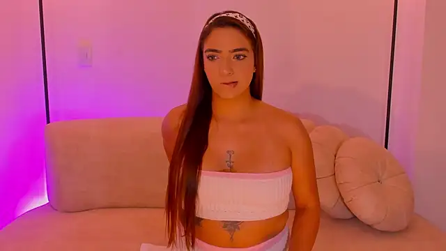 Snapshot of MariamRivera_ chatting on 09-12-25, 11:48 MariamRivera  online show from 09-12-25, 11:48