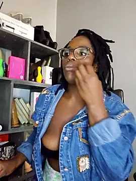 Shaniko89 online show from 02-01-26, 07:17