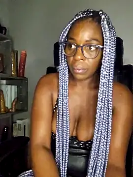 Snapshot of Shaniko89 chatting on 03-27-26, 10:43 Shaniko89 online show from 03-27-26, 10:43