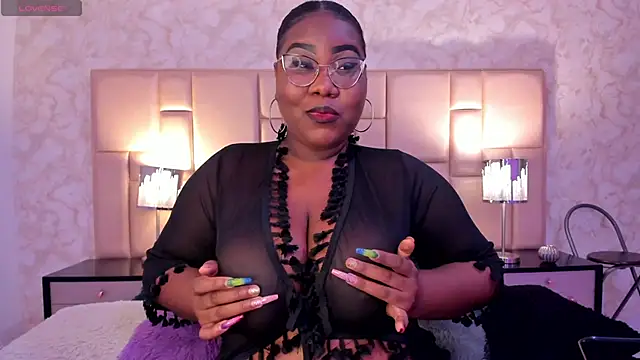 Darnellqueen online show from 02-14-25, 07:59