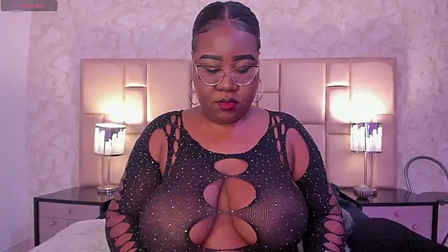 Darnellqueen online show from 01-27-25, 03:47