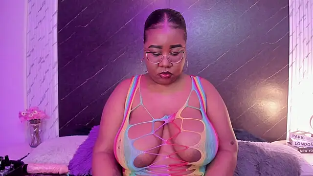 Darnellqueen online show from 09-18-25, 03:53